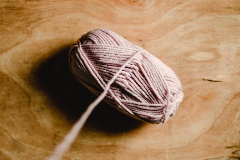 The Crafty Minimalist: How to Create Stunning DIY Projects with Limited Supplies